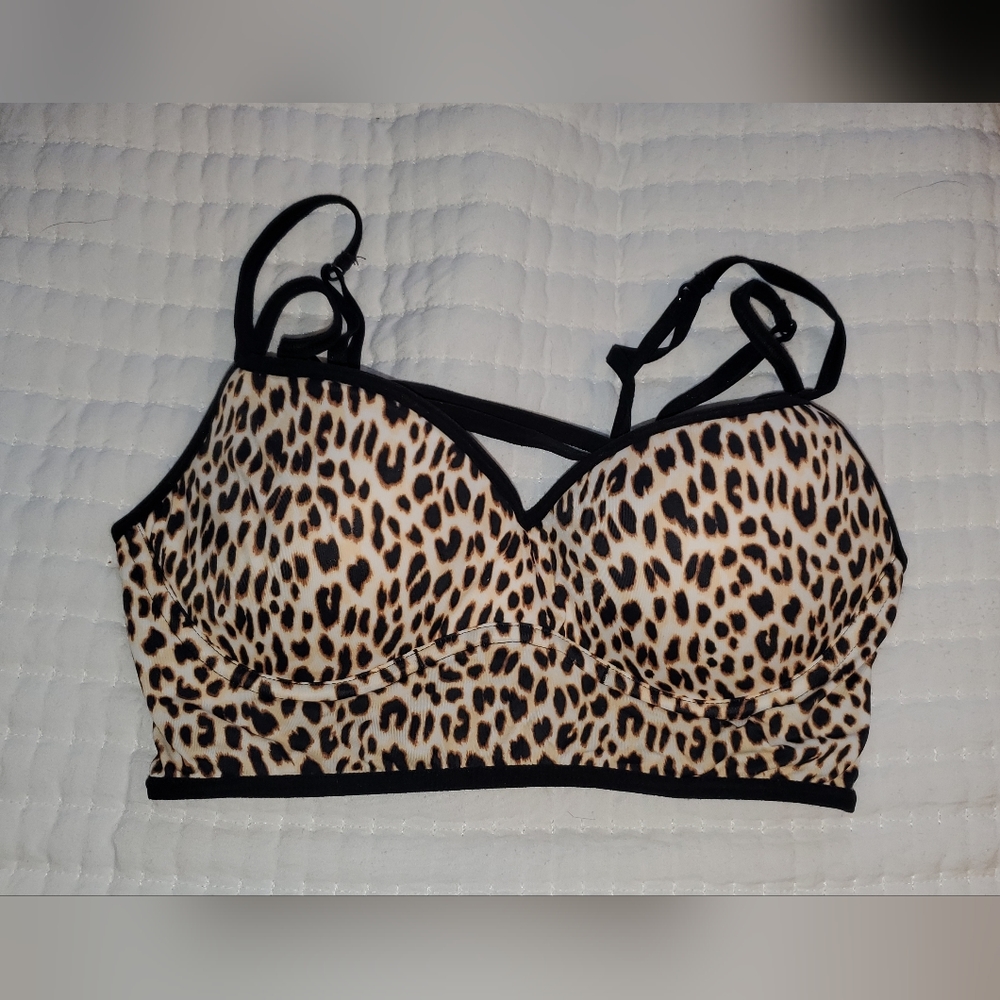 Womens Victoria Secret Pink bra